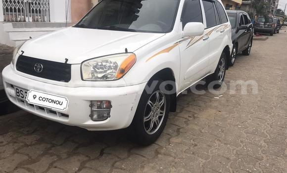 Acheter Neuf Voiture Toyota RAV4 Blanc à Cotonou, Benin Acheter Neuf Voiture Toyota RAV4 Blanc à Cotonou, Benin