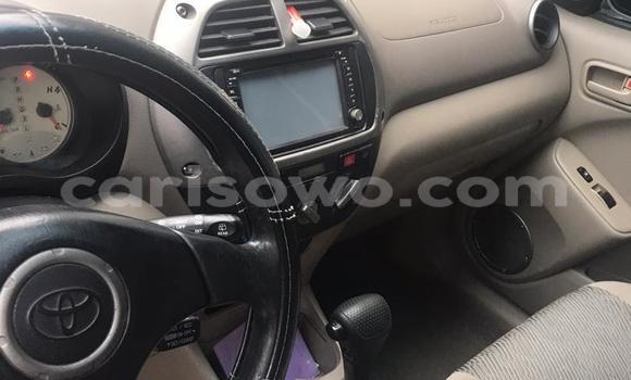 Acheter Neuf Voiture Toyota RAV4 Blanc à Cotonou, Benin Acheter Neuf Voiture Toyota RAV4 Blanc à Cotonou, Benin