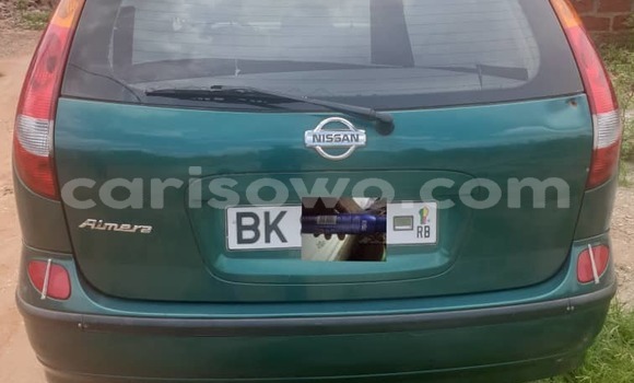 Sayi Na hannu Nissan Almera Tino Green Mota in Cotonou a Benin