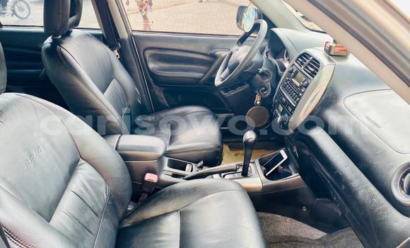 Ra Àlòkù Toyota RAV4 Silver Ọkọ̀ in Cotonou ni Benin Ra Àlòkù Toyota RAV4 Silver Ọkọ̀ in Cotonou ni Benin