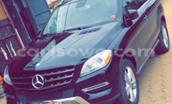 Ra Tuntun Mercedes-Benz ML–Class Black Ọkọ̀ in Cotonou ni Benin Ra Tuntun Mercedes-Benz ML–Class Black Ọkọ̀ in Cotonou ni Benin