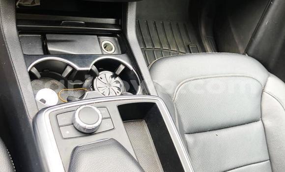 Ra Tuntun Mercedes-Benz ML–Class Black Ọkọ̀ in Cotonou ni Benin Ra Tuntun Mercedes-Benz ML–Class Black Ọkọ̀ in Cotonou ni Benin