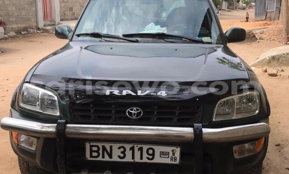 Acheter Occasion Voiture Toyota RAV4 Vert à Cotonou, Benin Acheter Occasion Voiture Toyota RAV4 Vert à Cotonou, Benin