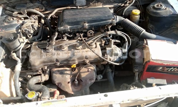 Ra Àlòkù Nissan Almera funfun Ọkọ̀ in Cotonou ni Benin Ra Àlòkù Nissan Almera funfun Ọkọ̀ in Cotonou ni Benin