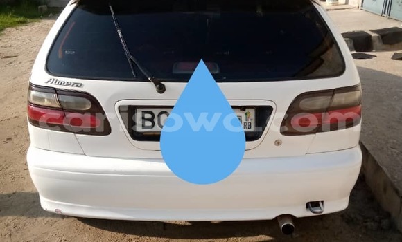 Ra Àlòkù Nissan Almera funfun Ọkọ̀ in Cotonou ni Benin Ra Àlòkù Nissan Almera funfun Ọkọ̀ in Cotonou ni Benin