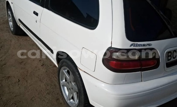 Ra Àlòkù Nissan Almera funfun Ọkọ̀ in Cotonou ni Benin Ra Àlòkù Nissan Almera funfun Ọkọ̀ in Cotonou ni Benin