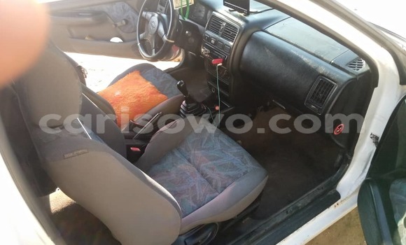 Ra Àlòkù Nissan Almera funfun Ọkọ̀ in Cotonou ni Benin Ra Àlòkù Nissan Almera funfun Ọkọ̀ in Cotonou ni Benin