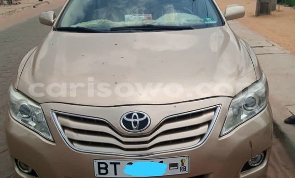 Ra Tuntun Toyota Camry Brown Ọkọ̀ in Cotonou ni Benin Ra Tuntun Toyota Camry Brown Ọkọ̀ in Cotonou ni Benin