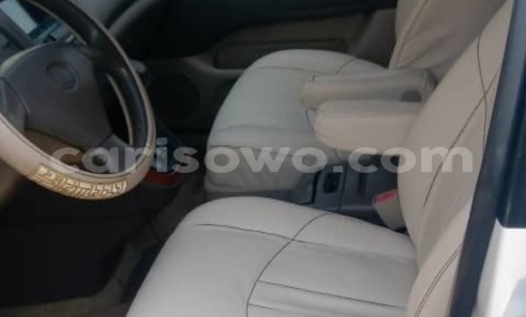 Acheter Occasion Voiture Lexus RX 300 Blanc à Cotonou, Benin Acheter Occasion Voiture Lexus RX 300 Blanc à Cotonou, Benin