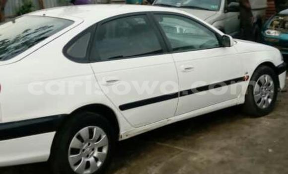 Acheter Occasion Voiture Toyota Avensis Blanc à Cotonou, Benin Acheter Occasion Voiture Toyota Avensis Blanc à Cotonou, Benin