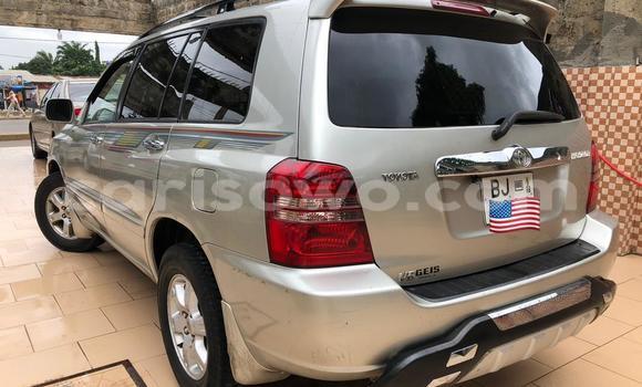 Ra Tuntun Toyota Highlander Silver Ọkọ̀ in Cotonou ni Benin Ra Tuntun Toyota Highlander Silver Ọkọ̀ in Cotonou ni Benin
