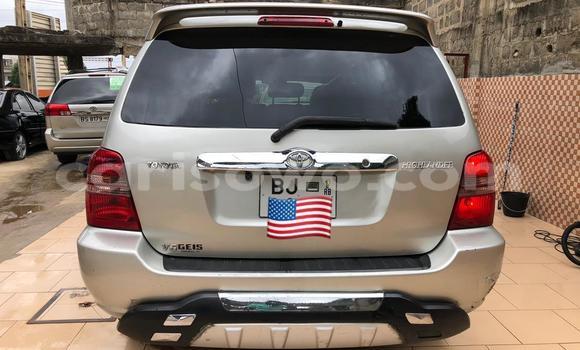 Ra Tuntun Toyota Highlander Silver Ọkọ̀ in Cotonou ni Benin Ra Tuntun Toyota Highlander Silver Ọkọ̀ in Cotonou ni Benin