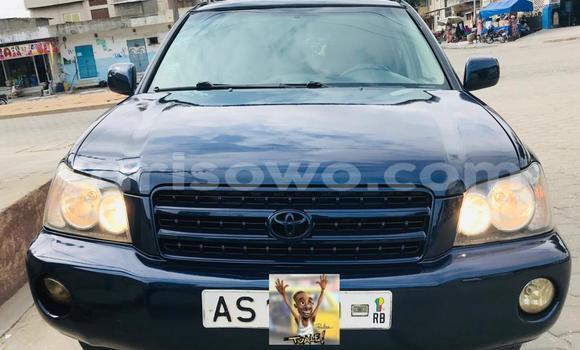 Acheter Occasion Voiture Toyota Highlander Bleu à Cotonou, Benin Acheter Occasion Voiture Toyota Highlander Bleu à Cotonou, Benin