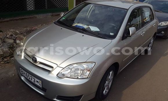 Sayi Na hannu Toyota Corolla Sauran Mota in Savalou a Benin Sayi Na hannu Toyota Corolla Sauran Mota in Savalou a Benin