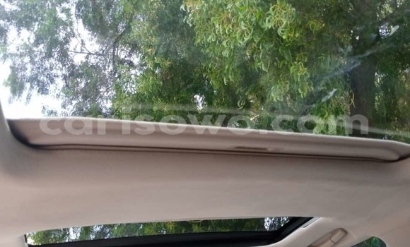 Buy New Toyota Venza White Car in Cotonou in Benign Buy New Toyota Venza White Car in Cotonou in Benign