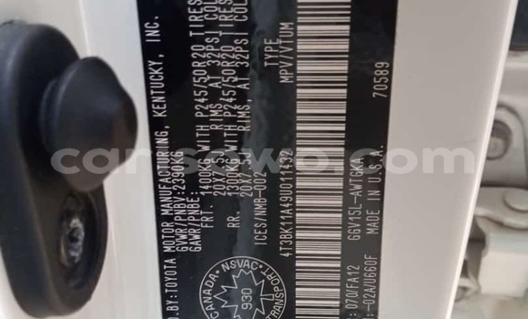 Buy New Toyota Venza White Car in Cotonou in Benign Buy New Toyota Venza White Car in Cotonou in Benign