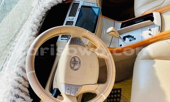 Buy New Toyota Avalon White Car in Cotonou in Benign Buy New Toyota Avalon White Car in Cotonou in Benign