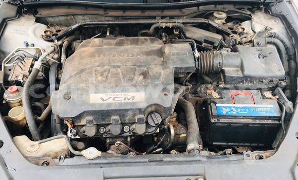 Acheter Occasion Voiture Honda Crosstour Blanc à Cotonou, Benin Acheter Occasion Voiture Honda Crosstour Blanc à Cotonou, Benin