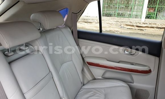 Acheter Occasion Voiture Lexus RX 330 Gris à Cotonou, Benin Acheter Occasion Voiture Lexus RX 330 Gris à Cotonou, Benin