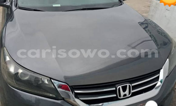 Sayi Na hannu Honda Accord Black Mota in Abomey a Benin