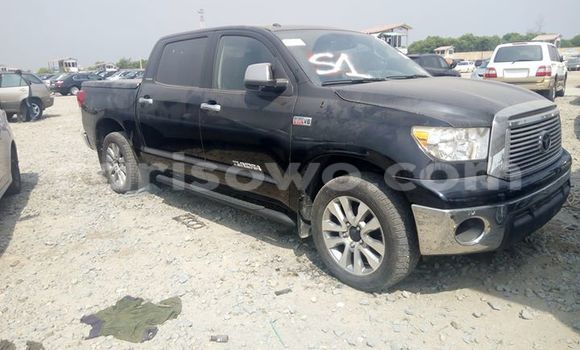 Sayi Na hannu Toyota Tundra Black Mota in Savalou a Benin Sayi Na hannu Toyota Tundra Black Mota in Savalou a Benin