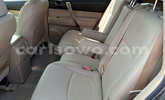 Acheter Occasion Voiture Toyota Highlander Noir à Abomey, Benin Acheter Occasion Voiture Toyota Highlander Noir à Abomey, Benin