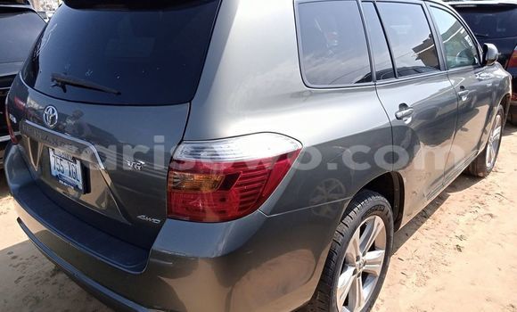 Acheter Occasion Voiture Toyota Highlander Noir à Abomey, Benin Acheter Occasion Voiture Toyota Highlander Noir à Abomey, Benin
