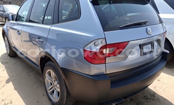 Sayi Na hannu BMW X3 Blue Mota in Abomey a Benin