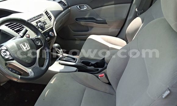Acheter Occasion Voiture Honda Civic Blanc à Abomey, Benin Acheter Occasion Voiture Honda Civic Blanc à Abomey, Benin