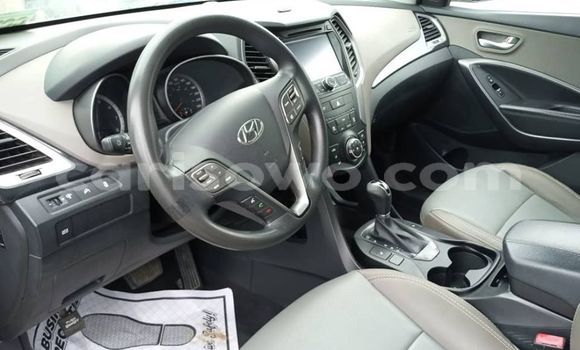 Acheter Occasion Voiture Hyundai Santa Fe Blanc à Abomey, Benin Acheter Occasion Voiture Hyundai Santa Fe Blanc à Abomey, Benin