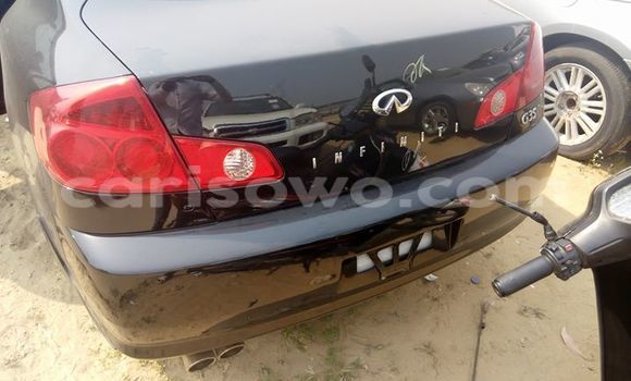 Sayi Na hannu Infiniti FX–Series Black Mota in Savalou a Benin