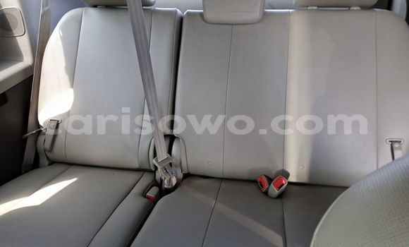 Acheter Occasion Voiture Toyota Sienna Noir à Abomey, Benin Acheter Occasion Voiture Toyota Sienna Noir à Abomey, Benin