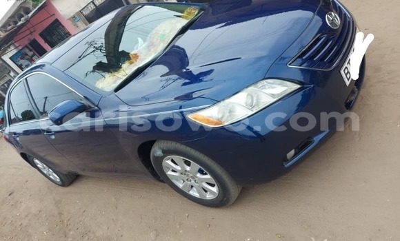 Ra Tuntun Toyota Camry Blue Ọkọ̀ in Cotonou ni Benin