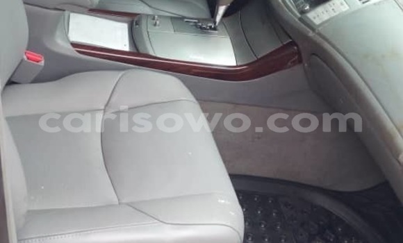 Acheter Neuf Voiture Toyota Avalon Gris à Cotonou, Benin Acheter Neuf Voiture Toyota Avalon Gris à Cotonou, Benin