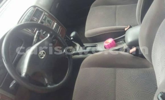 Acheter Occasion Voiture Toyota Avensis Rouge à Cotonou, Benin Acheter Occasion Voiture Toyota Avensis Rouge à Cotonou, Benin