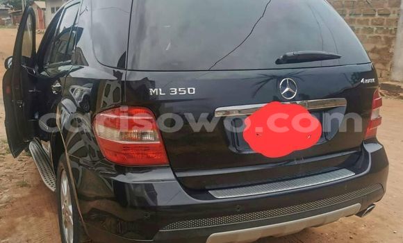 Buy Used Mercedes-Benz ML–Class Black Car in Cotonou in Benign