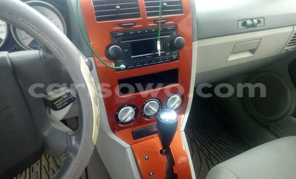 Acheter Occasion Voiture Dodge Caliber Blanc à Cotonou, Benin Acheter Occasion Voiture Dodge Caliber Blanc à Cotonou, Benin