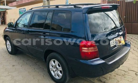 Buy Used Toyota Highlander Blue Car in Cotonou in Benign