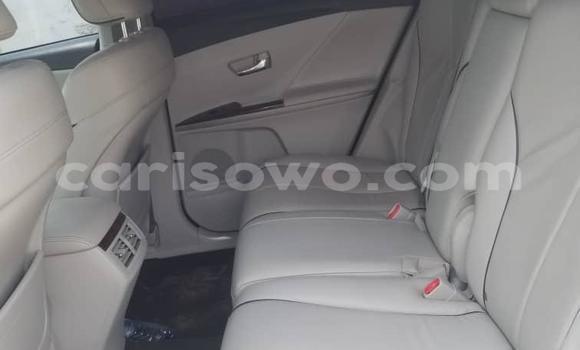 Acheter Neuf Voiture Toyota Venza Blanc à Cotonou, Benin Acheter Neuf Voiture Toyota Venza Blanc à Cotonou, Benin