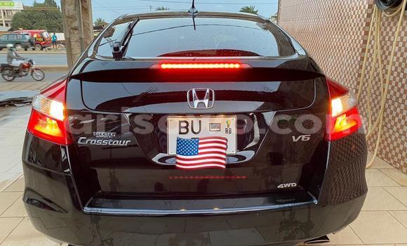 Ra Tuntun Honda Crosstour Black Ọkọ̀ in Cotonou ni Benin Ra Tuntun Honda Crosstour Black Ọkọ̀ in Cotonou ni Benin