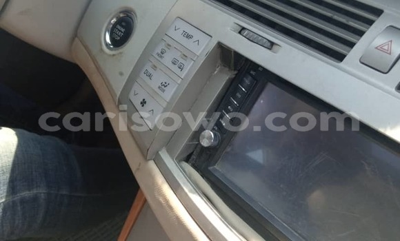 Ra Àlòkù Toyota Avalon Black Ọkọ̀ in Cotonou ni Benin Ra Àlòkù Toyota Avalon Black Ọkọ̀ in Cotonou ni Benin