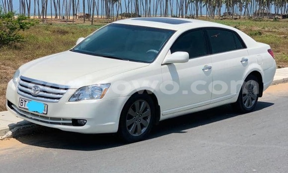 Acheter Neuf Voiture Toyota Avalon Blanc à Cotonou, Benin Acheter Neuf Voiture Toyota Avalon Blanc à Cotonou, Benin