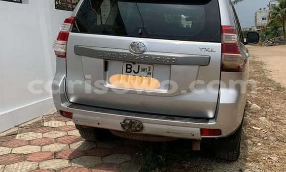 Acheter Occasion Voiture Toyota Land Cruiser Prado Gris à Cotonou, Benin