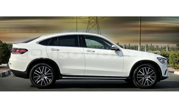 Sayi Imported Mercedes-Benz GLC White Mota in Import - Dubai a Benin Sayi Imported Mercedes-Benz GLC White Mota in Import - Dubai a Benin