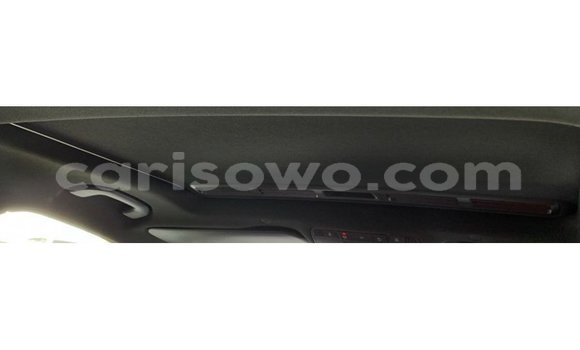 Sayi Imported Mercedes-Benz GLC White Mota in Import - Dubai a Benin Sayi Imported Mercedes-Benz GLC White Mota in Import - Dubai a Benin