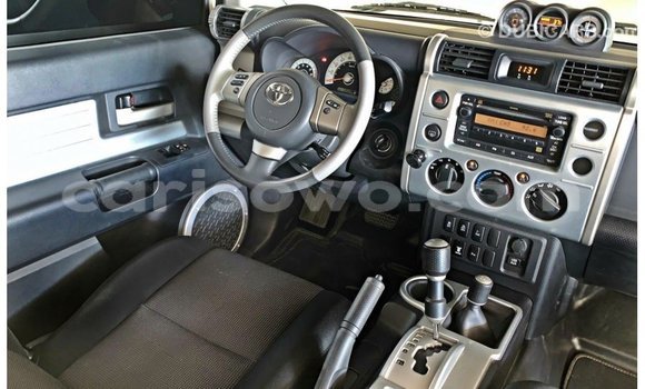 Buy Import Toyota FJ Cruiser White Car in Import - Dubai in Benign Buy Import Toyota FJ Cruiser White Car in Import - Dubai in Benign