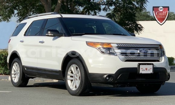 Buy Import Ford Explorer White Car in Import - Dubai in Benign
