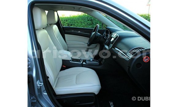 Sayi Imported Chrysler 300 Sauran Mota in Import - Dubai a Benin Sayi Imported Chrysler 300 Sauran Mota in Import - Dubai a Benin