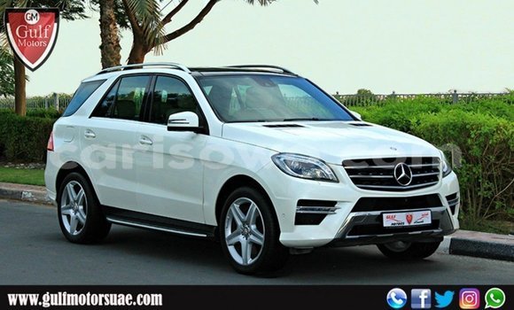 Sayi Imported Mercedes-Benz 190 White Mota in Import - Dubai a Benin