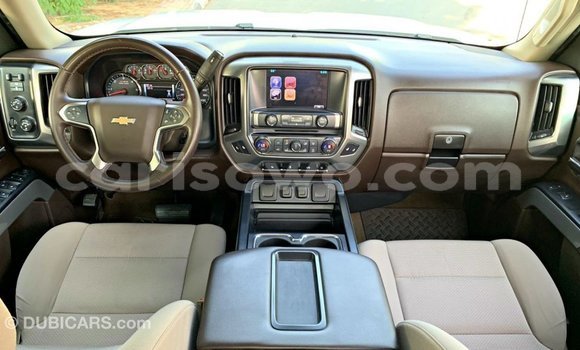 Sayi Imported Chevrolet Silverado White Mota in Import - Dubai a Benin Sayi Imported Chevrolet Silverado White Mota in Import - Dubai a Benin